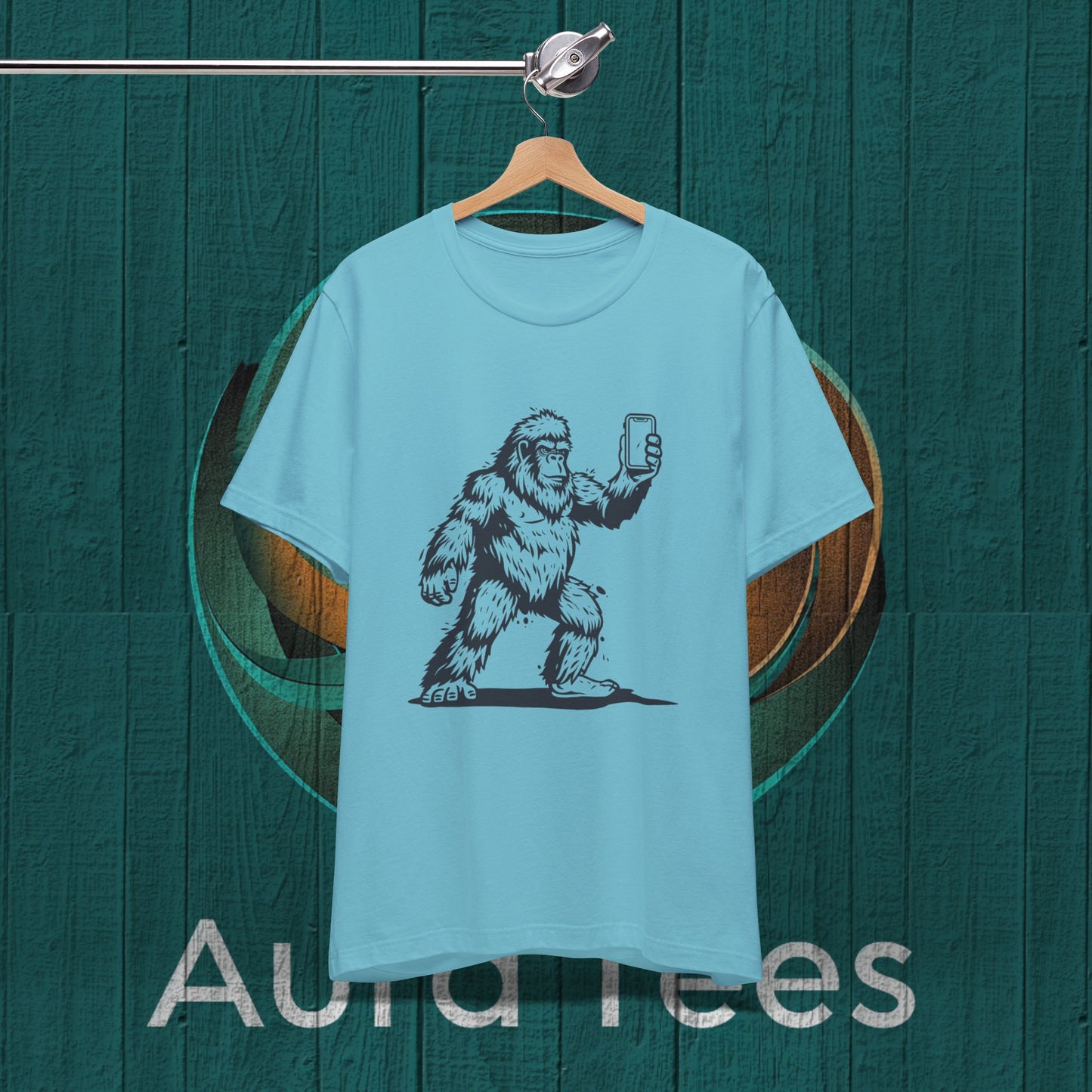 sasquatch selfie tee
