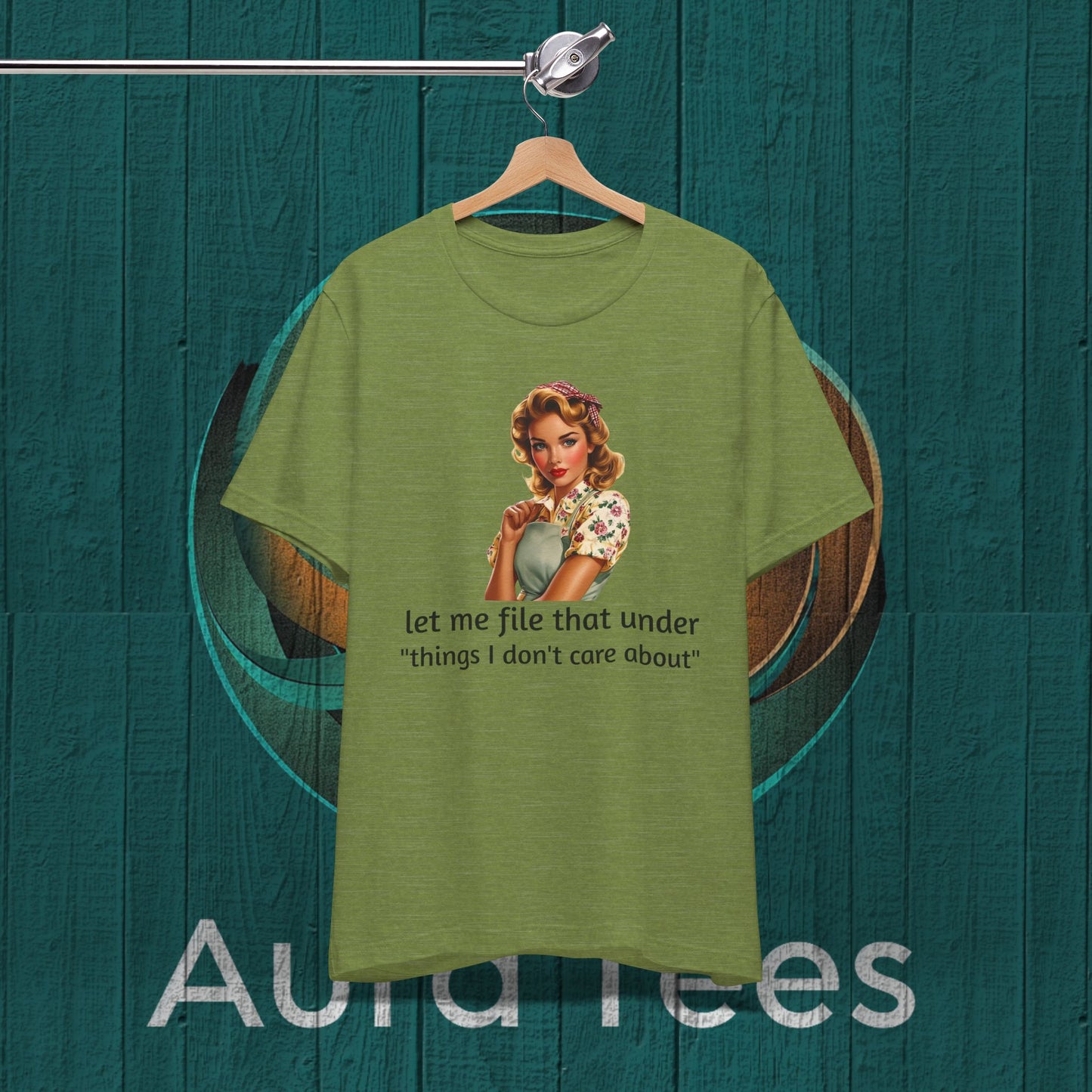 retro snarky housewife tee