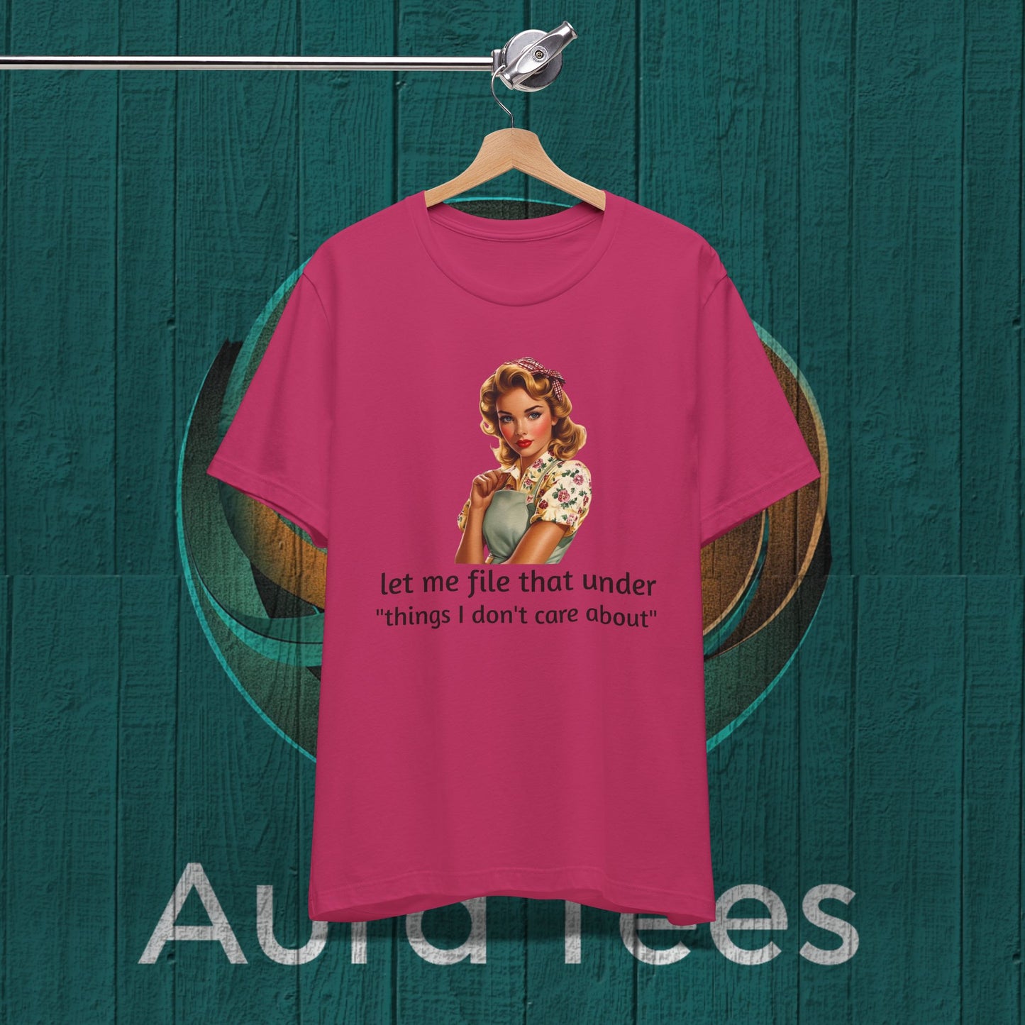 retro snarky housewife tee