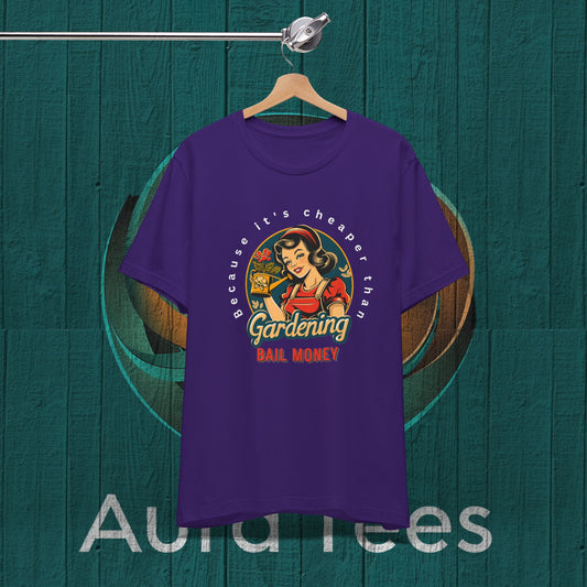Retro gardening bail tee white text