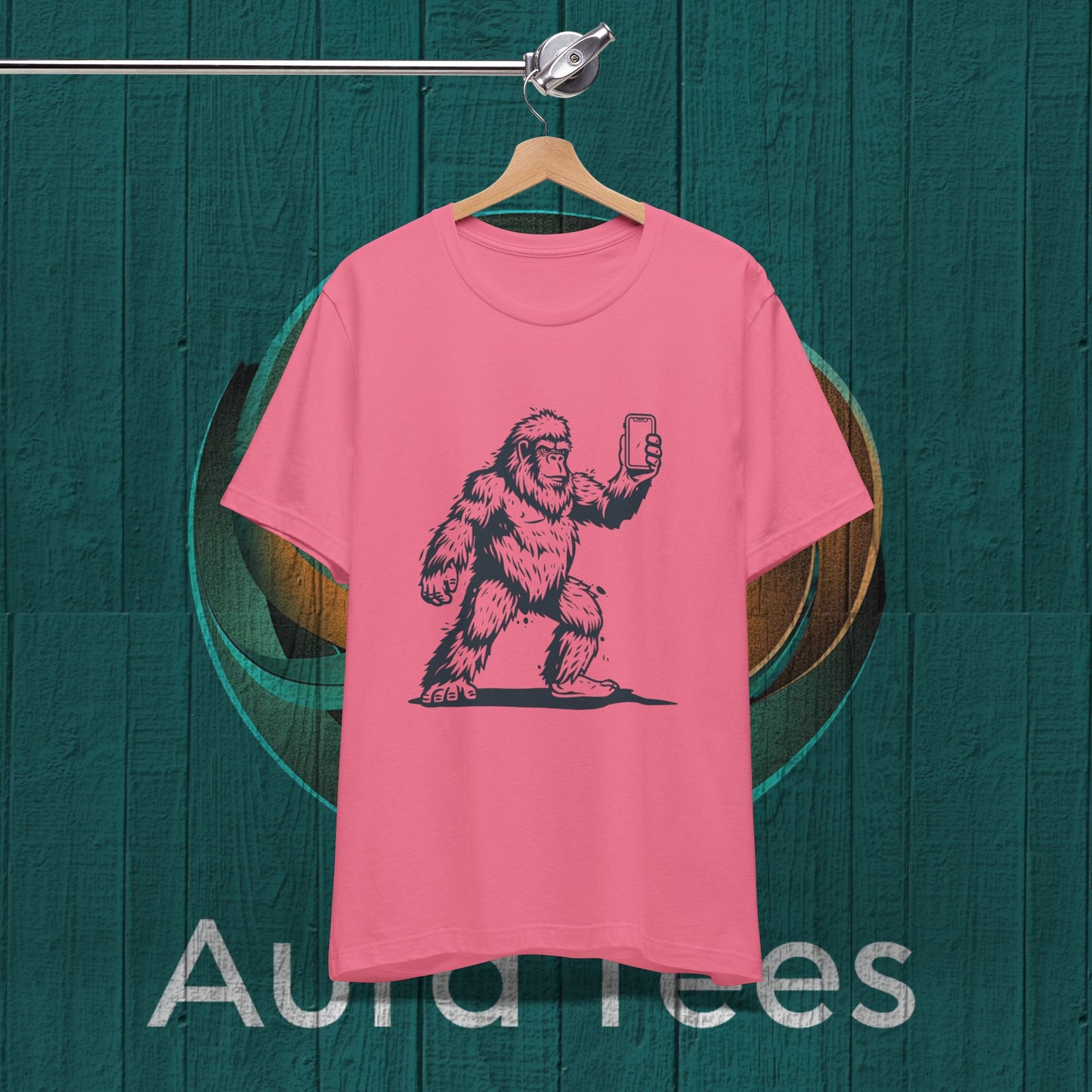 sasquatch selfie tee